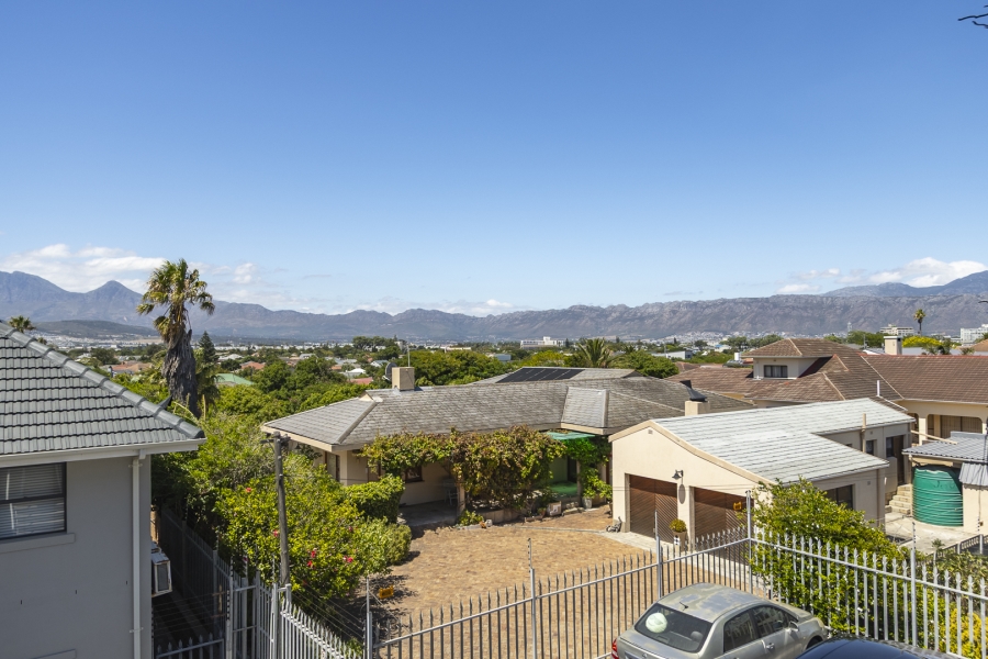 2 Bedroom Property for Sale in Strand North Western Cape